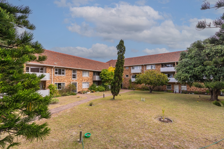 1 Bedroom Property for Sale in Pinelands Western Cape